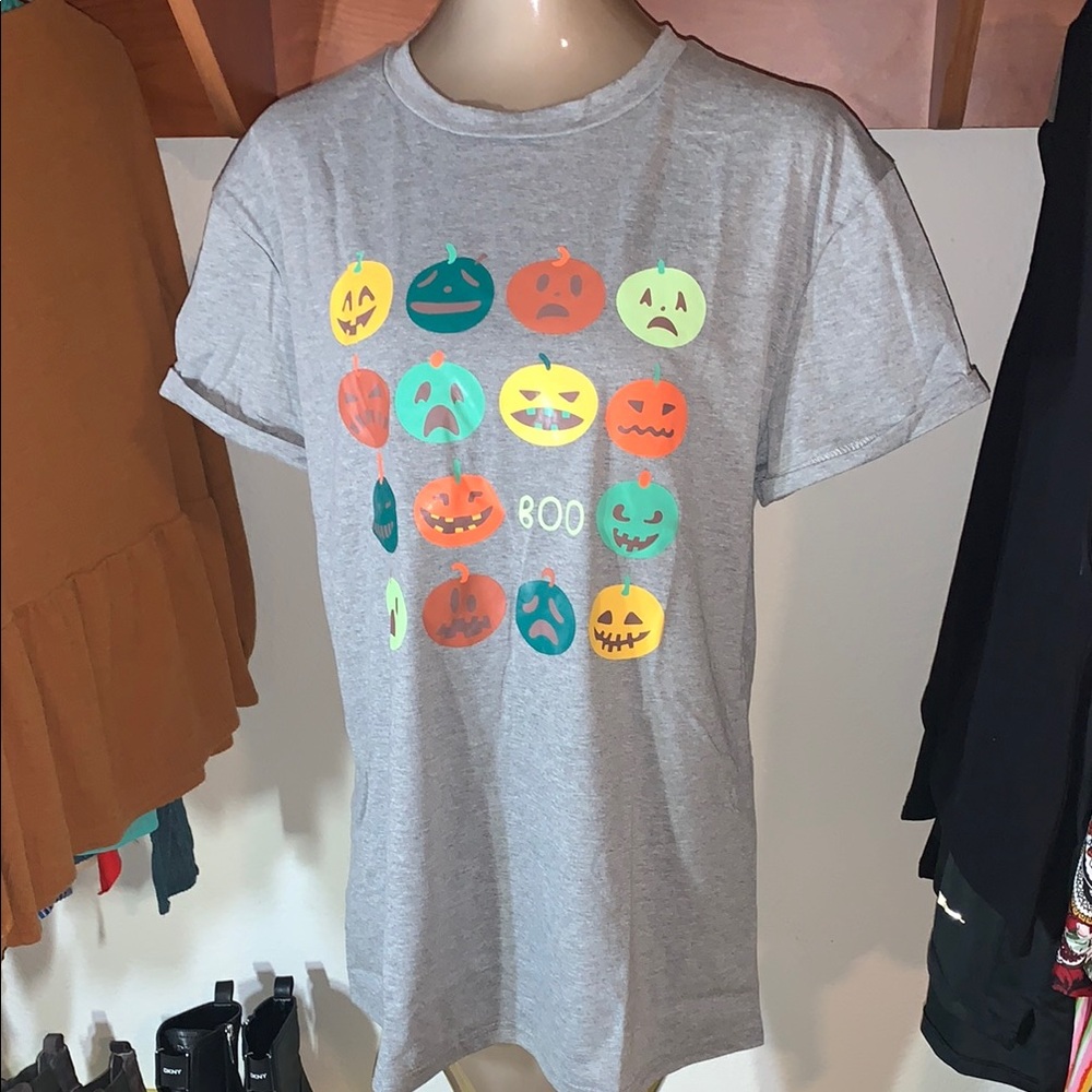 Halloween Gray Pumpkin T-Shirt size Large